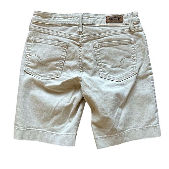 Levi’s Tan Jean Shorts - Picture 3 of 8
